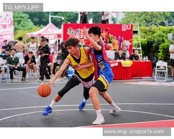 篮球赛今日精彩对决各队全力以赴争夺冠军荣耀不容错过 篮球赛今日精彩对决各队全力以赴争夺冠军荣耀不容错过